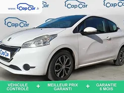 Blanc Utilisé 2014 Peugeot 208 Active Citadine | 5 090 € (Prix juste)