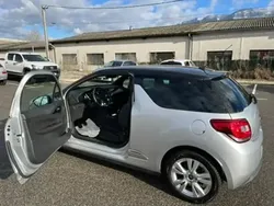 Gris Utilisé 2014 Citroën DS3 So Chic Berline | 8 000 € (Prix juste)