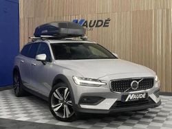 Gris Occasion 2023 Volvo V60 CC Pro Break | 30 990 €