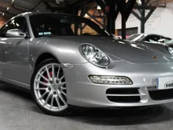 Utilisé 2006 Porsche 911 Carrera 4S Coupé | 56 800 € (Prix juste)