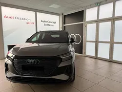 Gris typhon métallisé Utilisé 2024 Audi Q4 Sportback e-tron Design SUV | 64 990 €