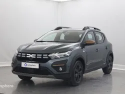 Vert cèdre métallisé Utilisé 2024 Dacia Sandero Extreme Citadine | 17 399 € (Prix juste)