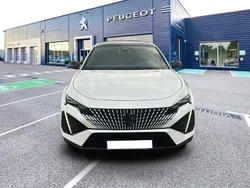 Blanc Utilisé 2024 Peugeot 408 GT GTi | 44 176 € (Prix cher)