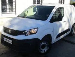 Blanc Utilisé 2019 Peugeot Partner Premium Monospace | 9 490 €