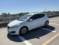 Blanc Utilisé 2016 Kia Ceed Active Berline | 7 490 € (Super prix)