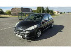 Noir Utilisé 2009 Peugeot 207 Premium Berline | 4 500 € (Prix juste)