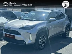 Gris Utilisé 2024 Toyota Yaris Hybrid Design | 23 980 € (Prix juste)