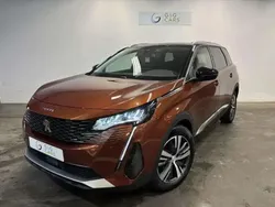 Brun Utilisé 2022 Peugeot 5008 Allure Monospace | 27 590 € (Prix cher)