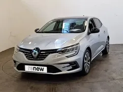 Gris Utilisé 2024 Renault Mégane IV Techno Berline | 23 990 € (Prix juste)