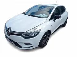 Blanc Utilisé 2017 Renault Clio IV LIMITED Citadine | 11 990 €