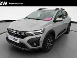 Gris Utilisé 2024 Dacia Sandero Expression Citadine | 16 680 € (Prix juste)