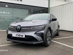 Gris Utilisé 2022 Renault Mégane Evolution SUV | 20 990 € (Prix juste)