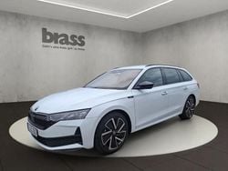 Blanc Utilisé 2025 Skoda Octavia SportLine Break | 39 100 € (Prix cher)