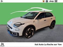 Blanc Nouvelle 2025 Abarth 600e Turismo SUV | 39 880 €