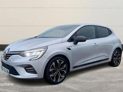 Gris Utilisé 2022 Renault Clio V Berline | 15 999 € (Prix juste)