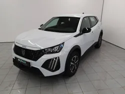 Blanc Utilisé 2024 Peugeot 2008 Active SUV | 19 990 € (Prix juste)