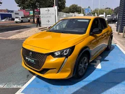 Jaune Utilisé 2024 Peugeot e-208 Allure Citadine | 26 590 € (Prix cher)