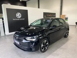 Noir perla nera Utilisé 2020 Opel Corsa-e Elegance Citadine | 14 499 € (Prix juste)
