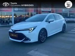 Blanc Utilisé 2024 Toyota Corolla Design Break | 28 490 € (Prix assez cher)
