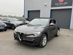 Utilisé 2017 Alfa Romeo Stelvio Lusso SUV | 23 990 € (Prix juste)