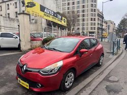 Utilisé 2012 Renault Clio IV Expression Citadine | 5 990 € (Prix juste)