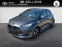 Gris Utilisé 2025 Toyota Yaris Hybrid Design | 25 880 € (Prix juste)