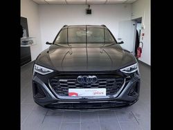 Gris daytona nacré Utilisé 2023 Audi Q8 e-tron S-Line SUV | 66 900 € (Bon prix)