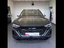 Gris daytona nacré Utilisé 2023 Audi Q8 e-tron S-Line SUV | 66 900 € (Bon prix)