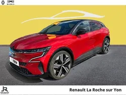 Rouge Utilisé 2022 Renault Mégane Iconic Berline | 21 890 € (Bon prix)
