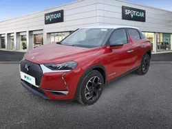Rouge rubi (m) toit blanc opale Utilisé 2019 DS Automobiles DS3 Grand Chic SUV | 15 999 €
