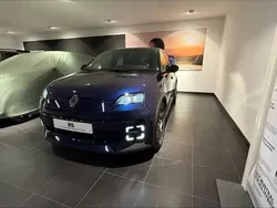 Bleu Nouvelle 2024 Renault R5 Techno Citadine | 32 990 € (Prix juste)