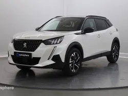 Blanc Utilisé 2023 Peugeot 2008 GT SUV | 21 999 € (Prix assez cher)