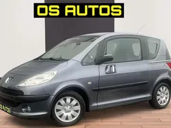 Gris Utilisé 2005 Peugeot 1007 Citadine | 3 990 € (Prix juste)