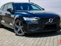 Noir Utilisé 2021 Volvo V60 R-Design Break | 29 450 € (Super prix)