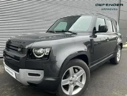 Gris Utilisé 2024 Land Rover Defender SE SUV | 89 990 € (Prix juste)