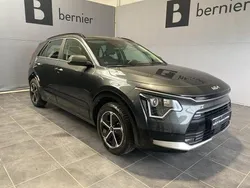 Gris Utilisé 2024 Kia Niro Active SUV | 26 890 € (Prix juste)