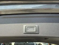 Gris Utilisé 2024 Audi A4 S-Line | 39 990 € (Bon prix)