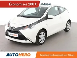 Blanc Utilisé 2016 Toyota Aygo X-play Citadine | 7 290 € (Prix juste)
