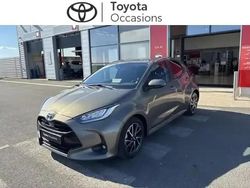 Bronze impérial (m) Utilisé 2023 Toyota Yaris Hybrid Design Berline | 19 990 € (Prix juste)