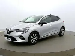 Gris Utilisé 2023 Renault Clio V Evolution Citadine | 14 490 € (Prix juste)