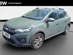 Vert Utilisé 2023 Dacia Sandero Expression Citadine | 15 490 € (Prix juste)