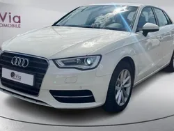 Blanc Utilisé 2013 Audi A3 Ambition Coupé | 11 990 € (Prix juste)