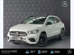 Blanc Nouvelle 2025 Mercedes GLA250 AMG line SUV | 54 889 €