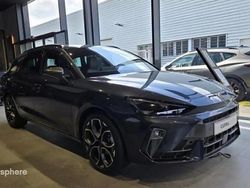 Gris Utilisé 2025 Cupra Leon Break | 38 999 € (Prix cher)