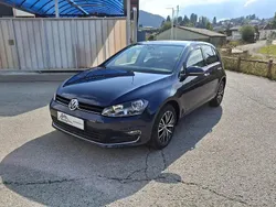 Bleu Utilisé 2017 VW Golf VII Match Berline | 17 690 € (Prix assez cher)
