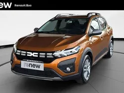Orange Utilisé 2023 Dacia Sandero Expression Citadine | 15 790 € (Prix juste)