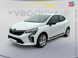 Blanc glacier Utilisé 2025 Renault Clio V Evolution Berline | 17 799 € (Prix juste)