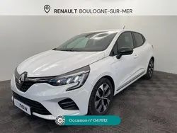 Blanc Utilisé 2023 Renault Clio V Evolution Citadine | 16 990 € (Prix juste)