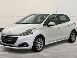 Blanc Utilisé 2019 Peugeot 208 Business-Line Citadine | 8 999 € (Prix juste)