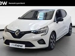 Blanc Utilisé 2023 Renault Clio Evolution Van | 14 990 €